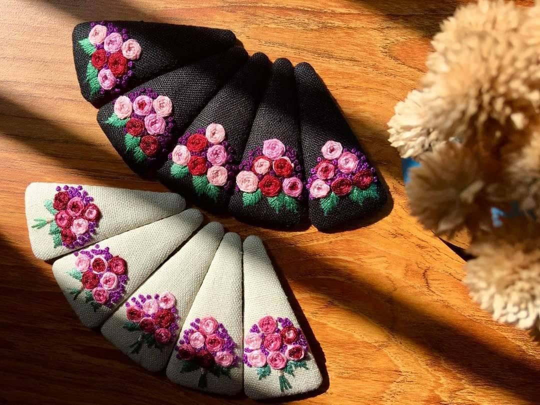 Floral Embroidered Hair Barrette, Collection Madelyn 🪡