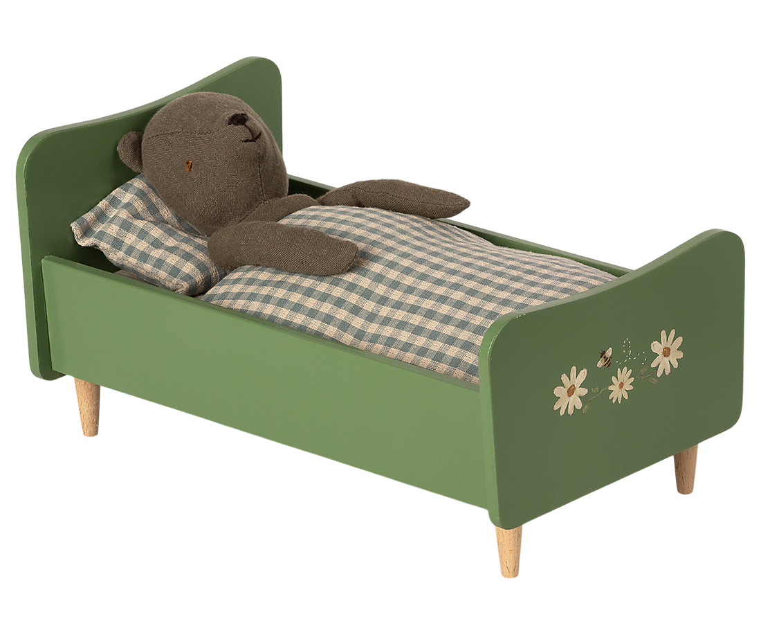 Wooden Teddy Dad Bed