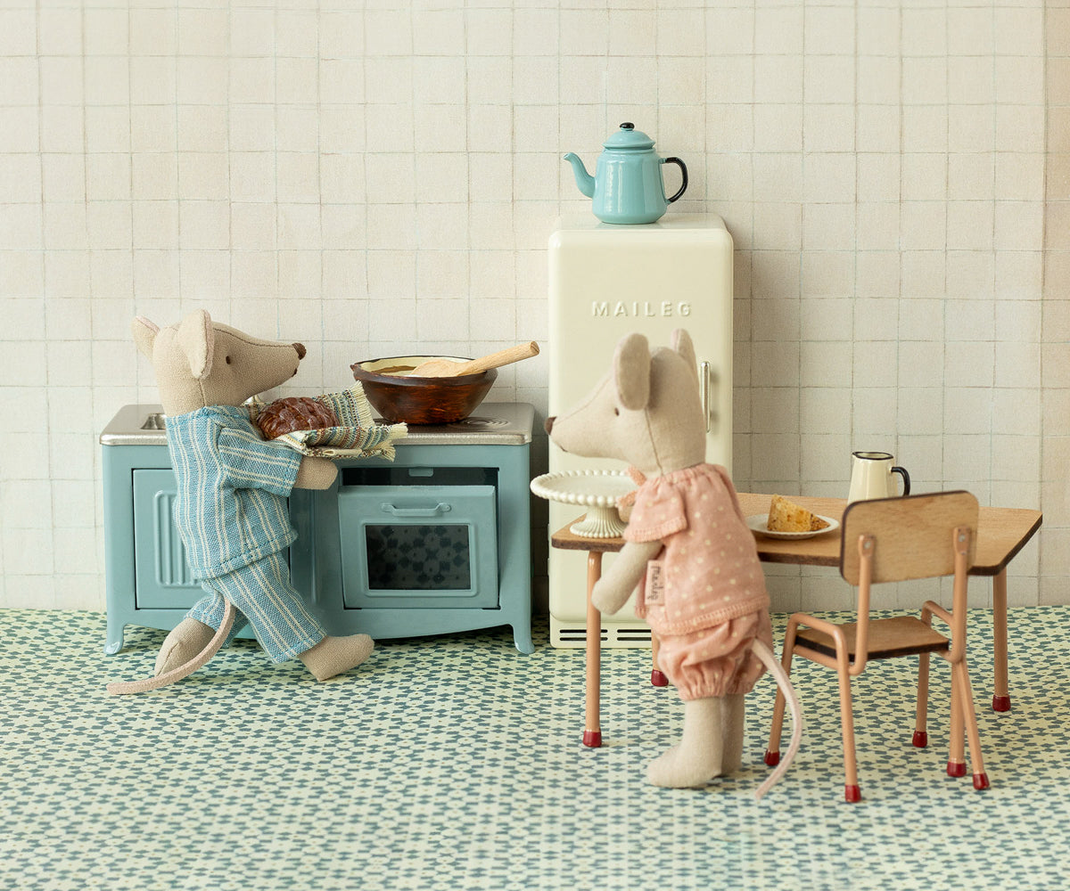 Mouse Kitchen in Blue