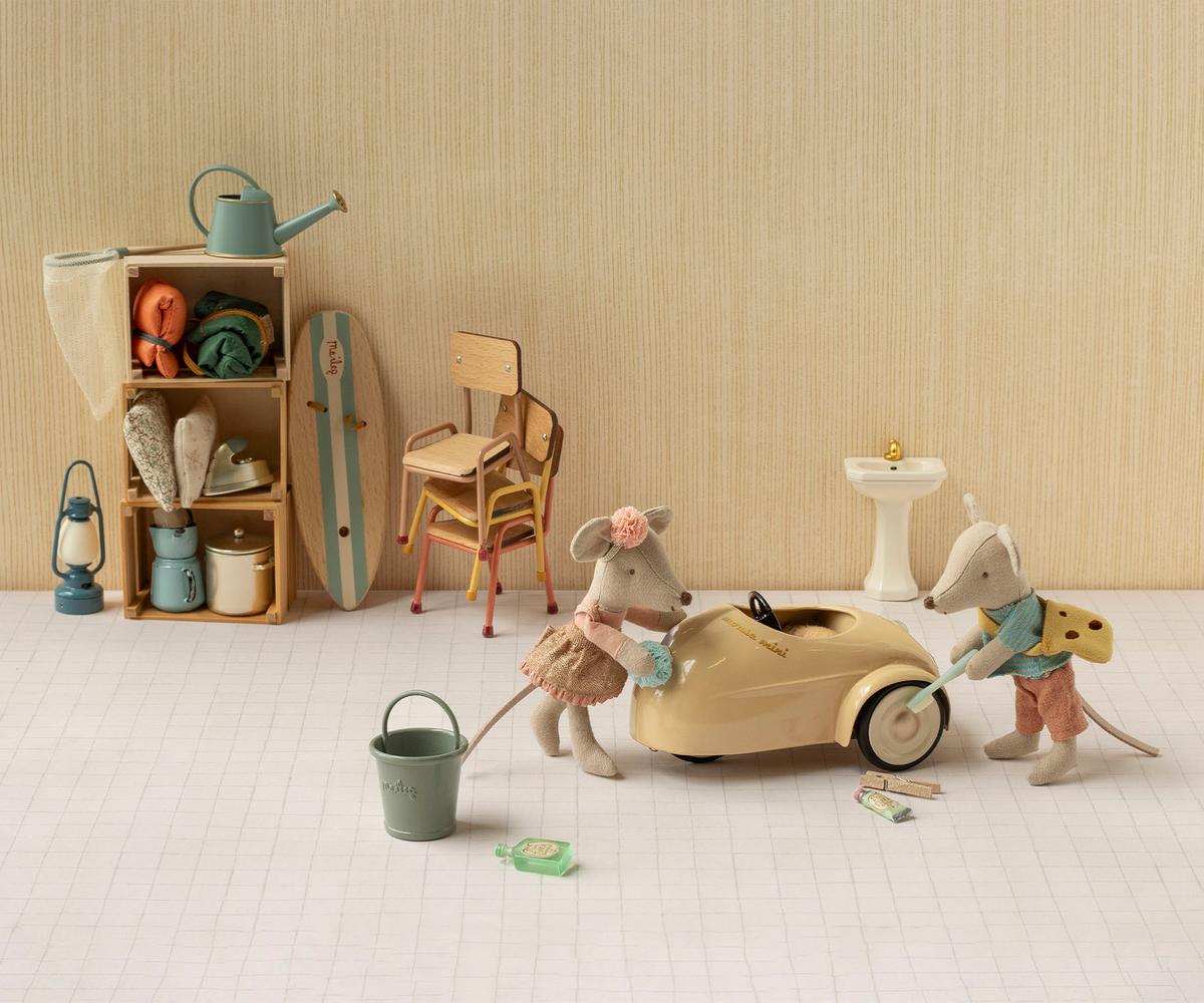 Mouse Car Wheat