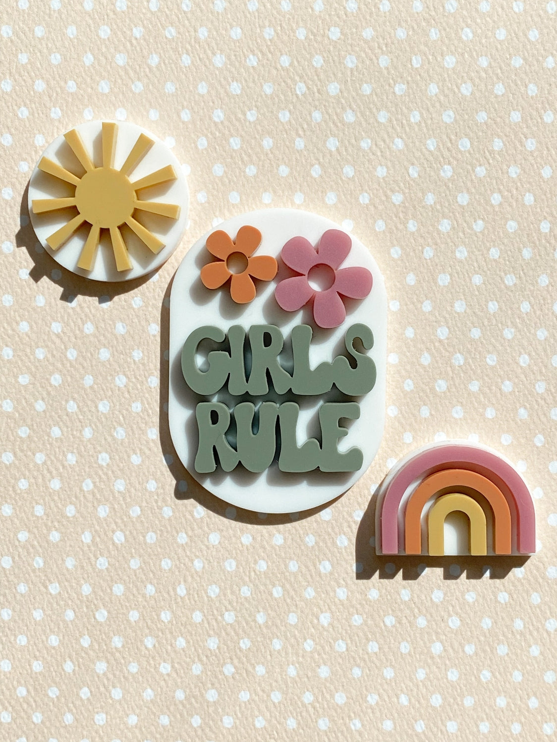 Dollhouse Girls Rule + Sun + Rainbow Wall Decor Set