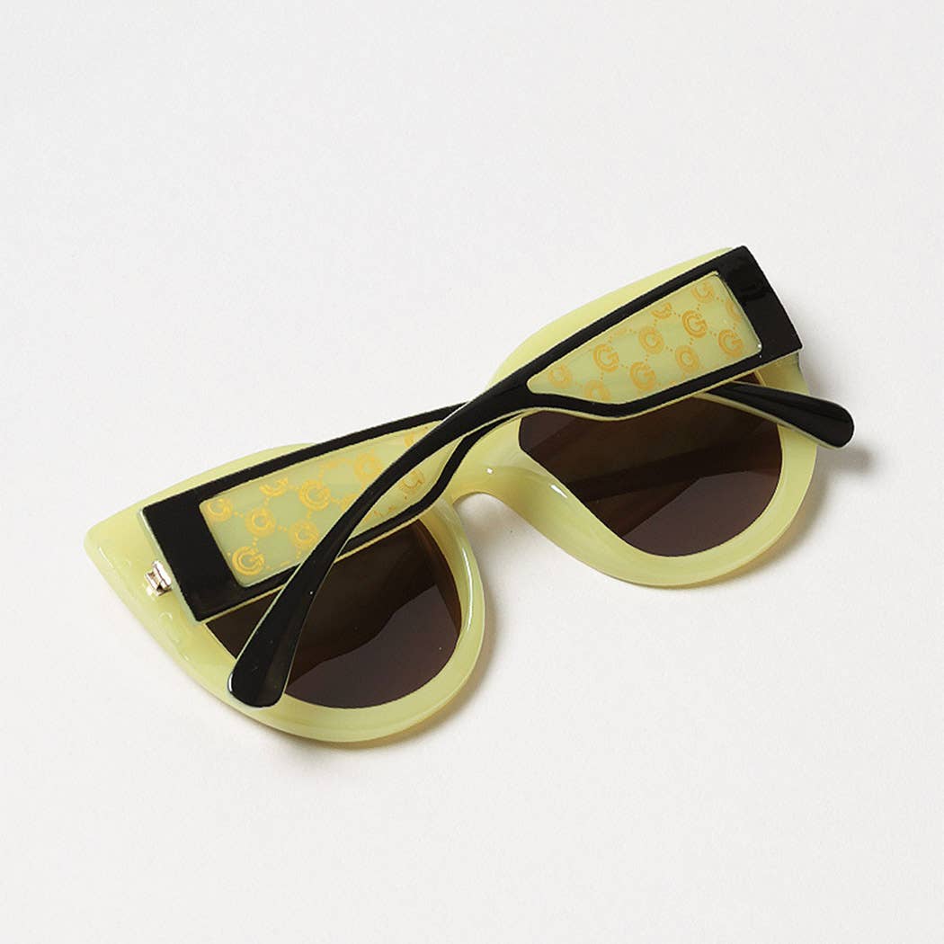 Women's Bold Round Frame Sunglasses