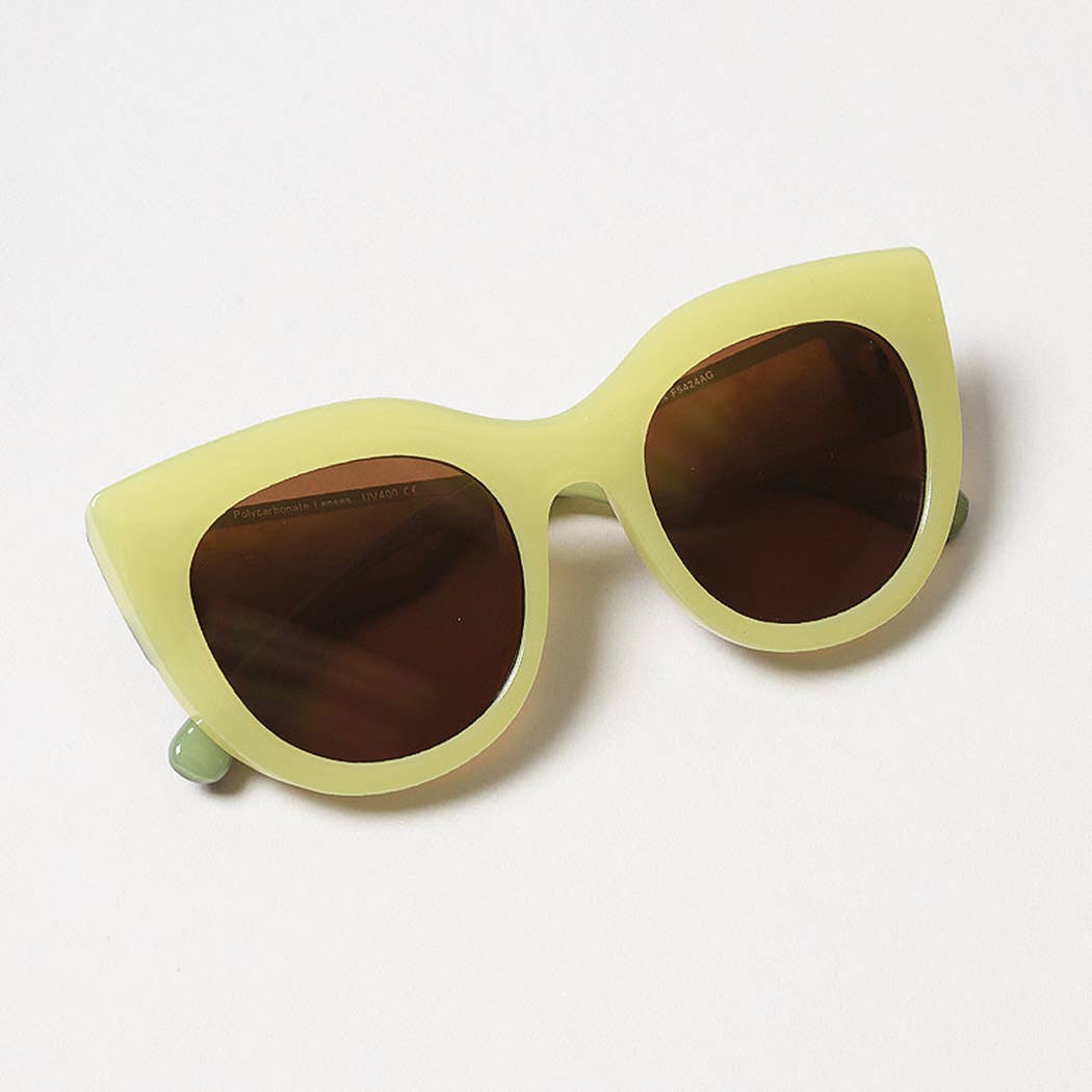 Women's Bold Round Frame Sunglasses