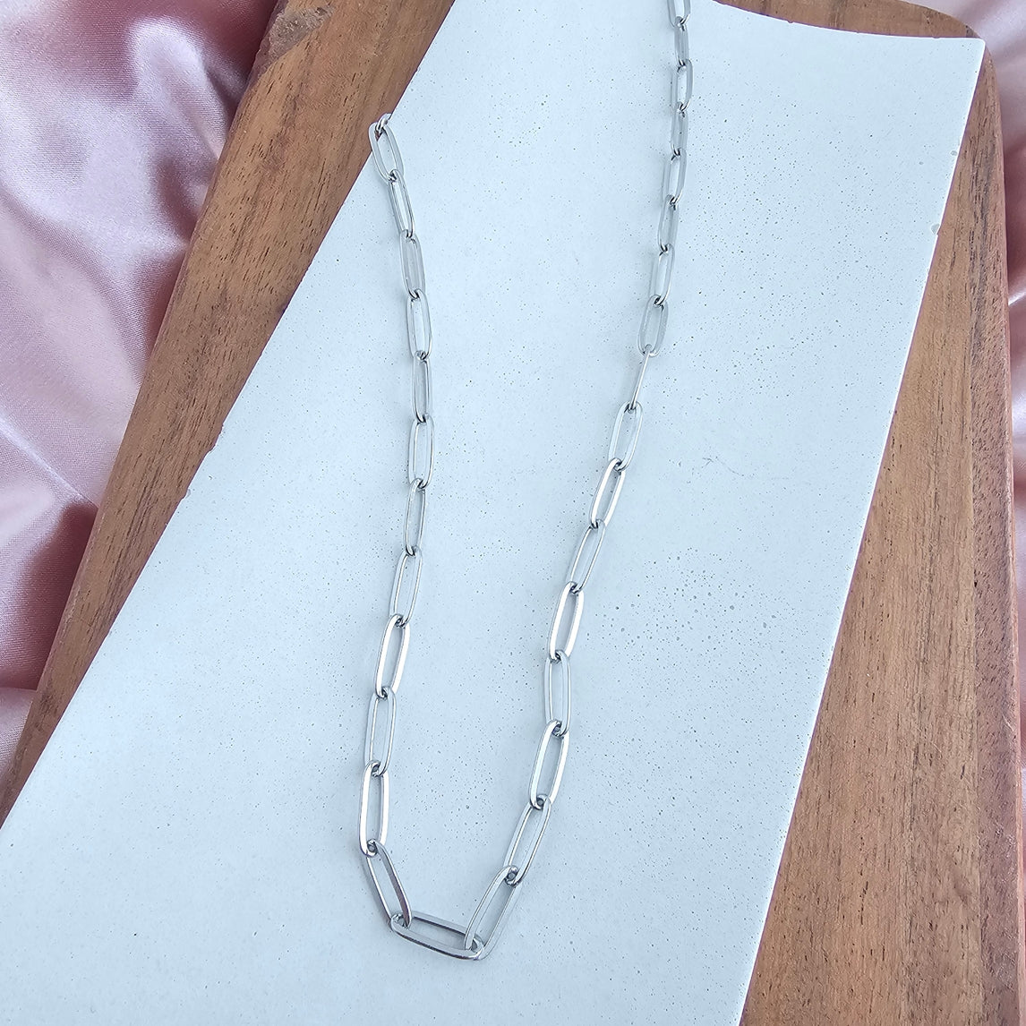Luxe Silver Paper Clip Chain Necklace - 18"