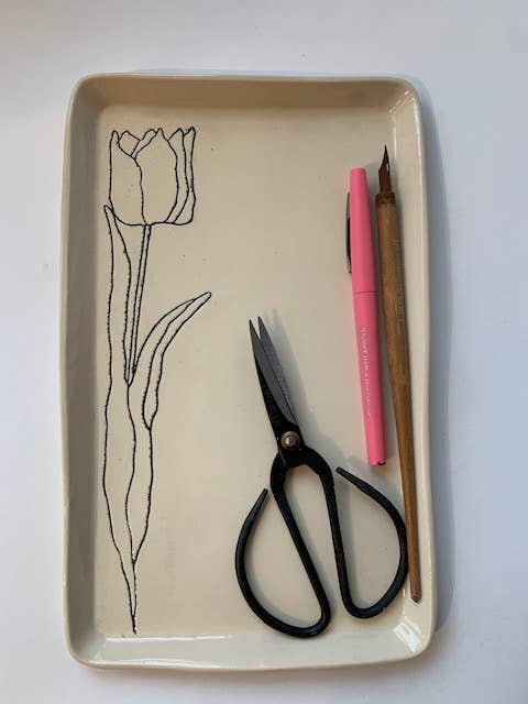 Tray: Tulip