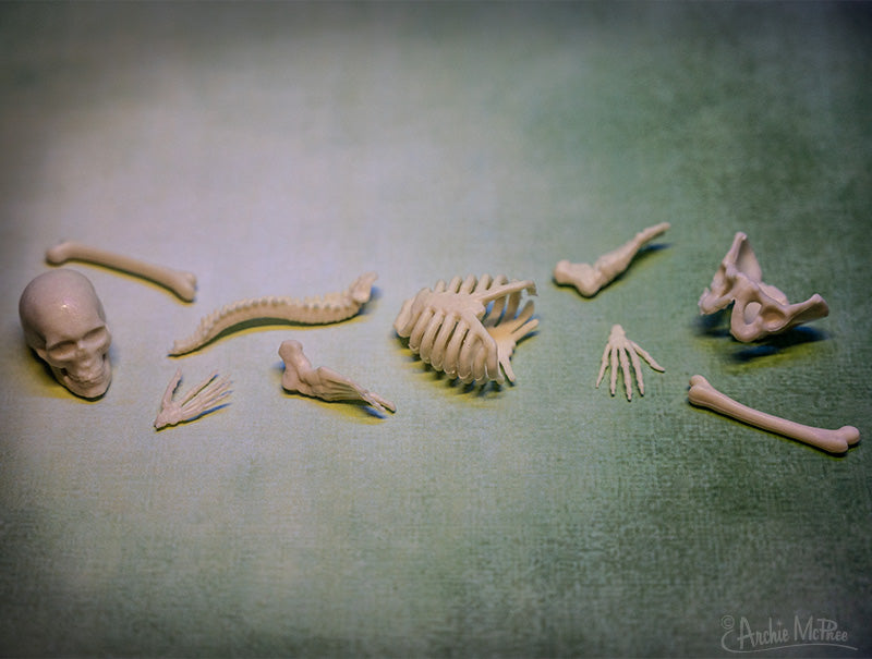Itty Bitty Glow Bones - Bag of 10