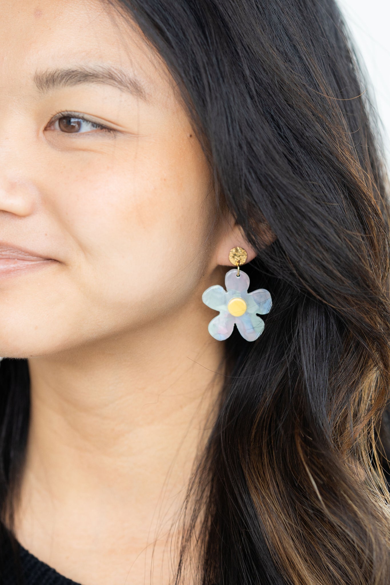 Daisy Earrings - White & Yellow
