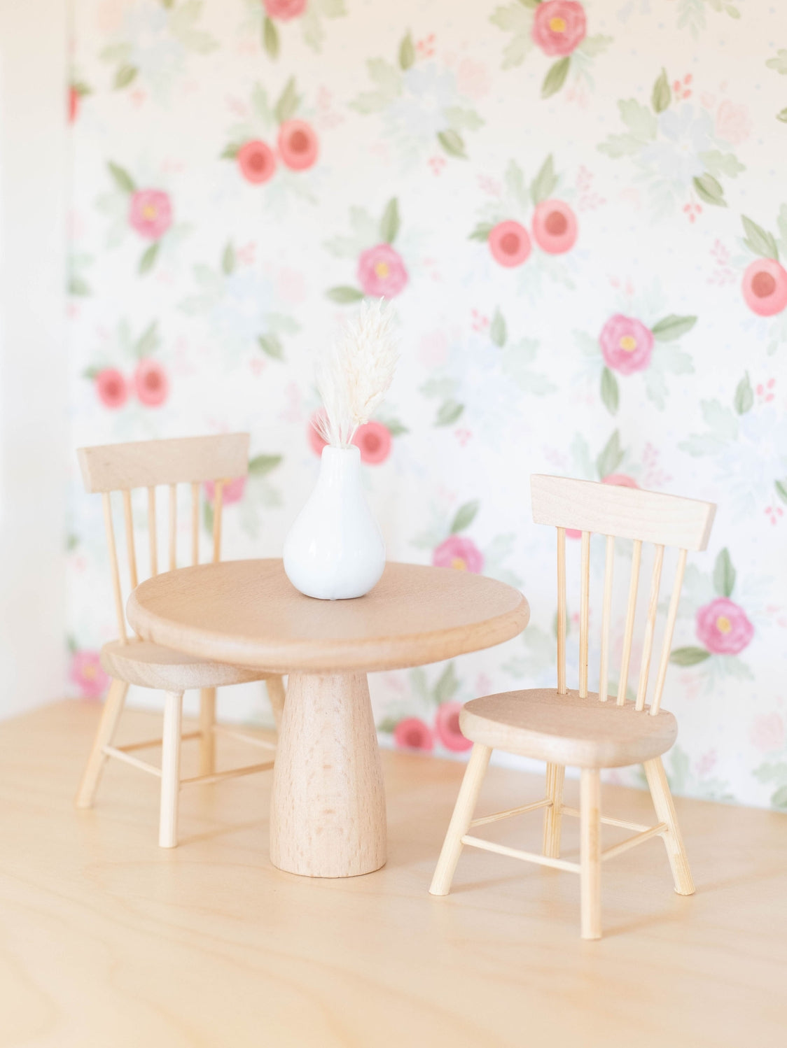 Dollhouse Classic Windsor Dining Chair Natural Wood