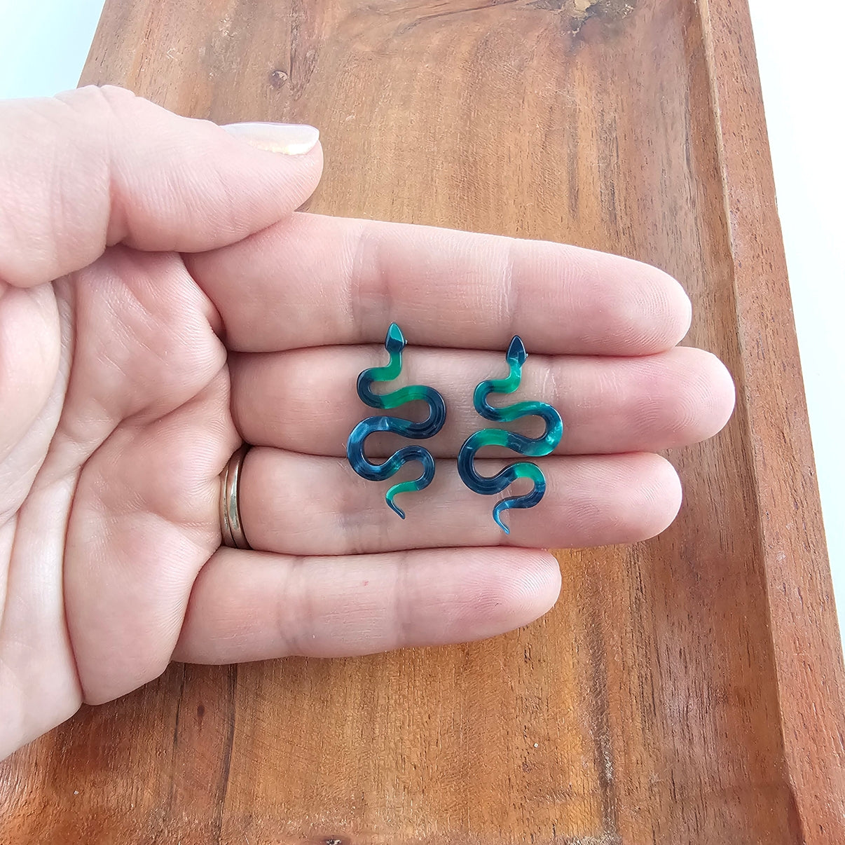 Acrylic Snake Studs