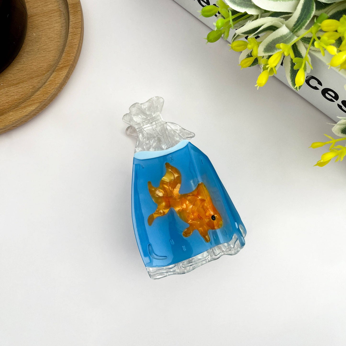 A Bag Of Small Fish Claw Clip