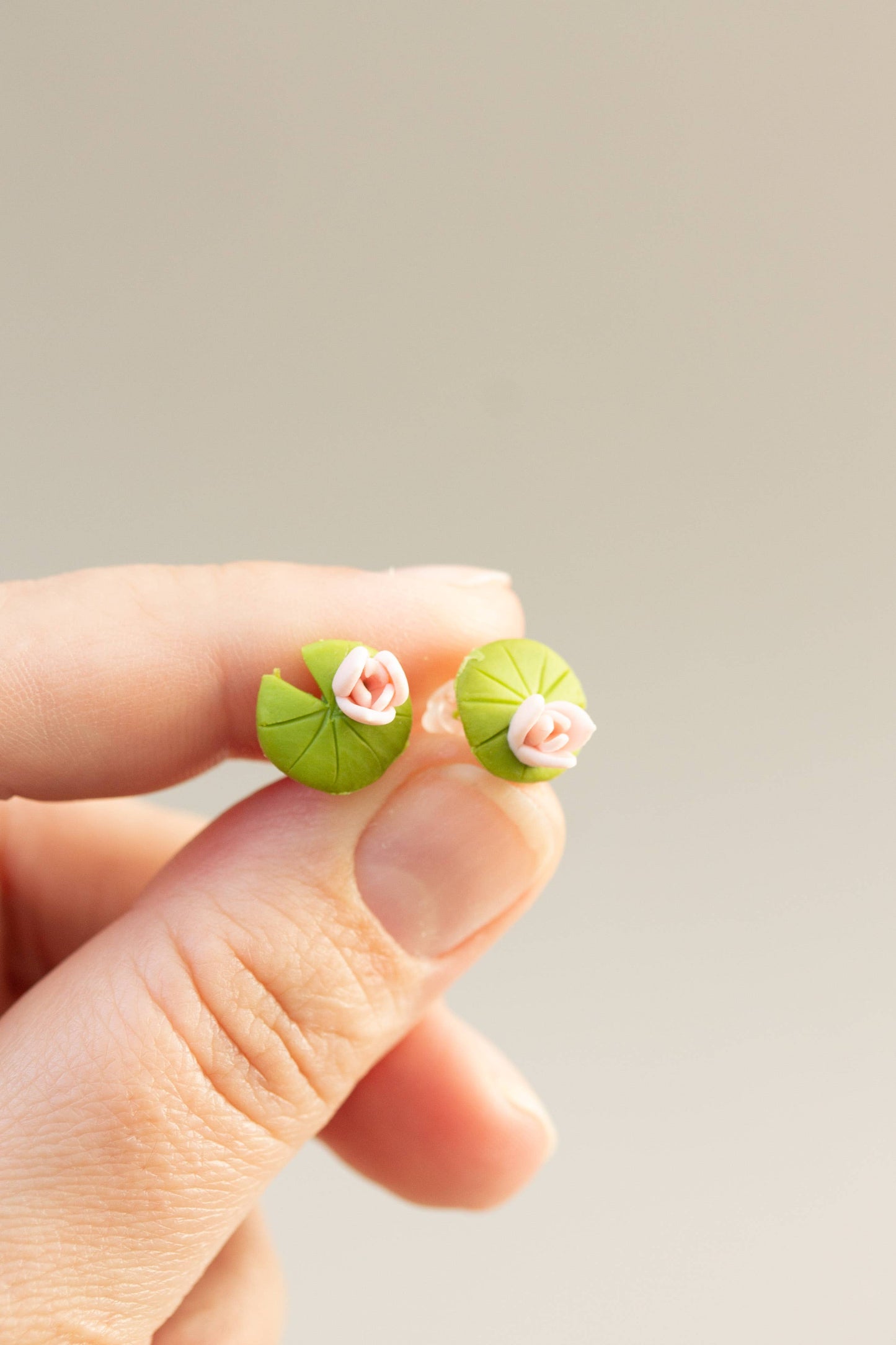 Frog & Water Lily Stud Earrings Set – Hypoallergenic