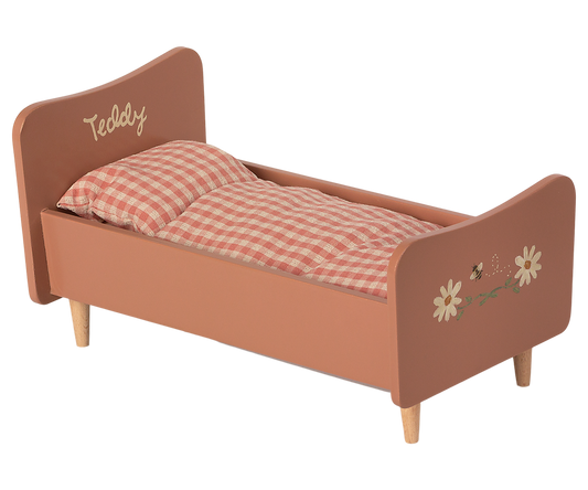 Wooden Teddy Mom Bed