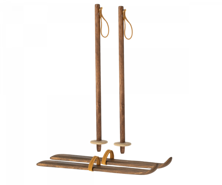 Skis and Ski Poles for Mum & Dad Mouse