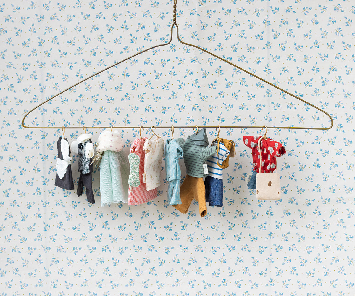 Hangers For Mouse Clothes