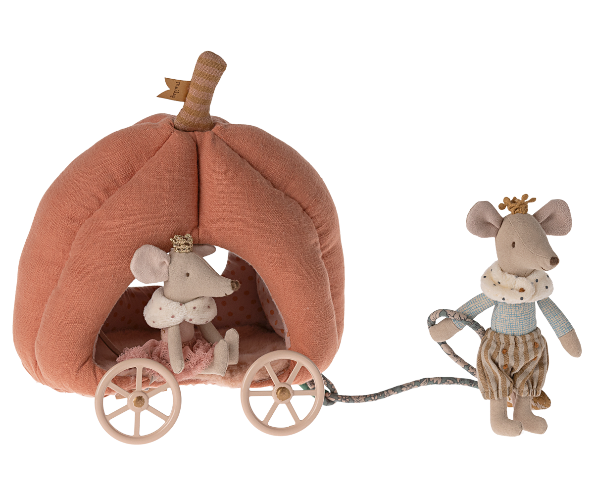 Mouse Pumpkin Carriage