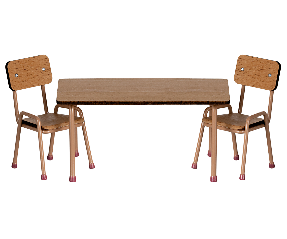 Table And Chair Set For Mice - Dark Powder