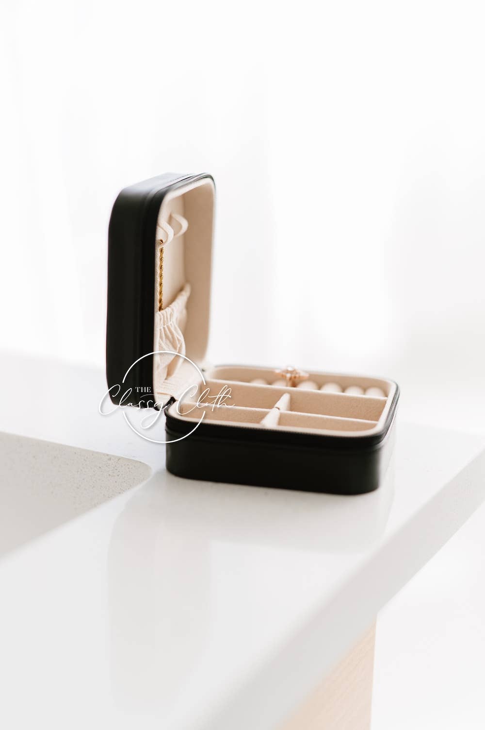 Mini Jewelry Case - Black
