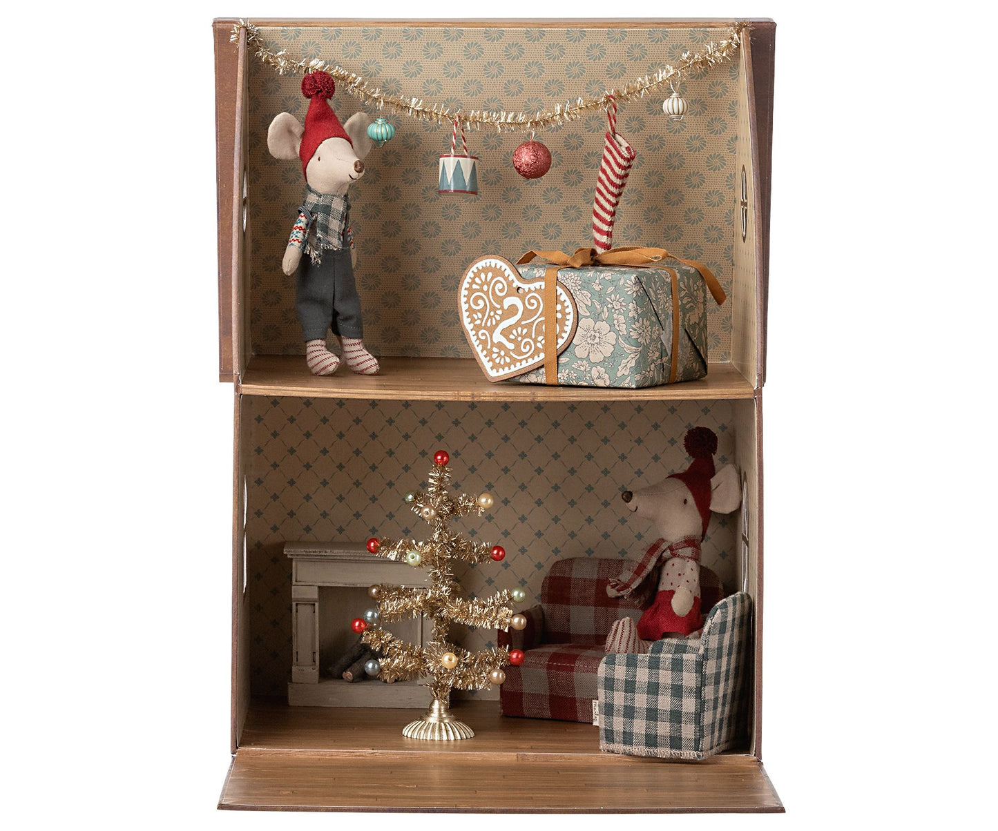 Gingerbread House for Mice Medium