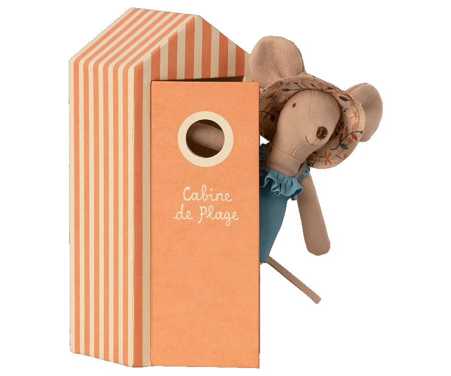 Mum Beach Mouse in Cabin de Plage