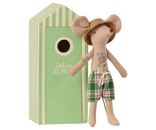 Dad Beach Mouse in Cabin de Plage
