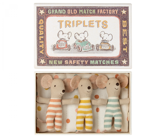 Triplet Baby Mice in Matchbox 17-2001-01