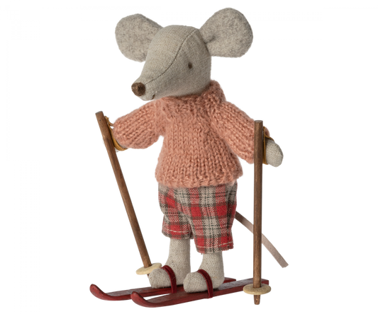 Big Sister Winter Mouse With Ski Set