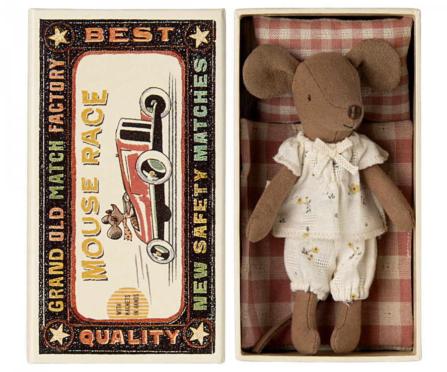 Big Sister Mouse in Matchbox 17-4200-00