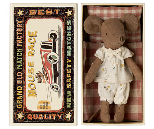 Big Sister Mouse in Matchbox 17-4200-00