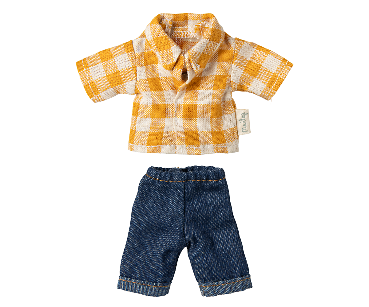Dad Mouse in Checked Shirt and Denim