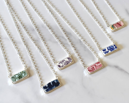 Broken Plate 24mm Small Bar Necklace 