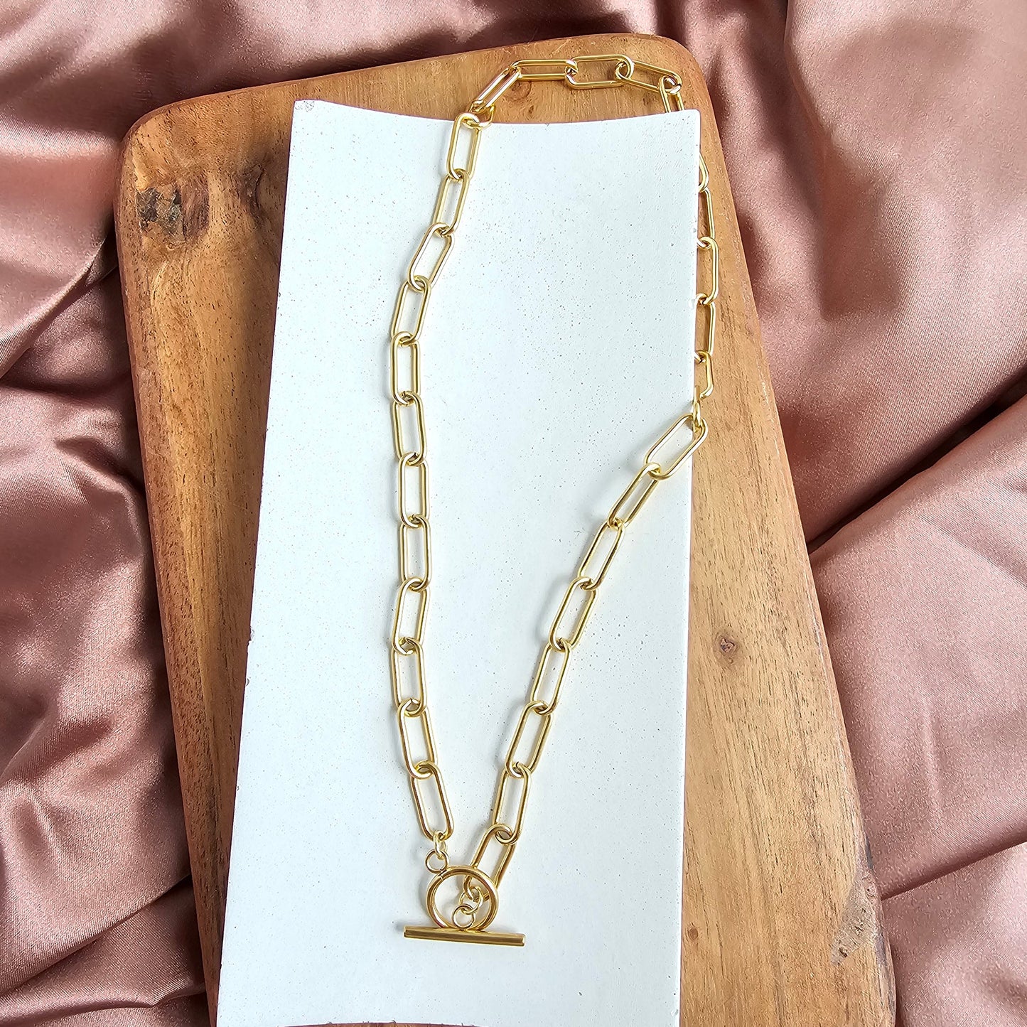 Luxe Gold Chunky Paper Clip Chain Necklace