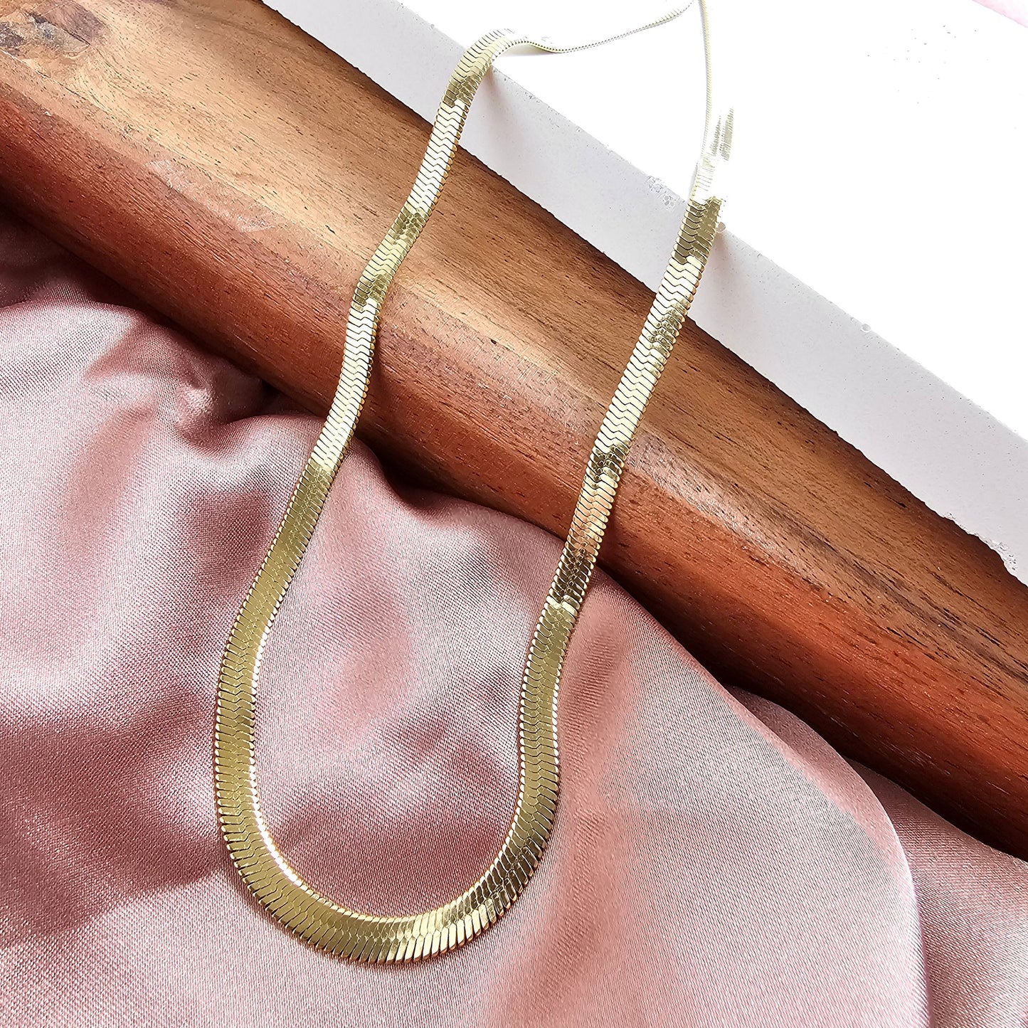 Luxe Gold Herringbone Necklace 20"