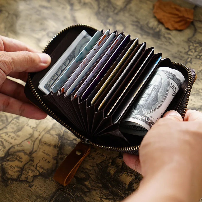 Leather Zip Up Credit Card Holder