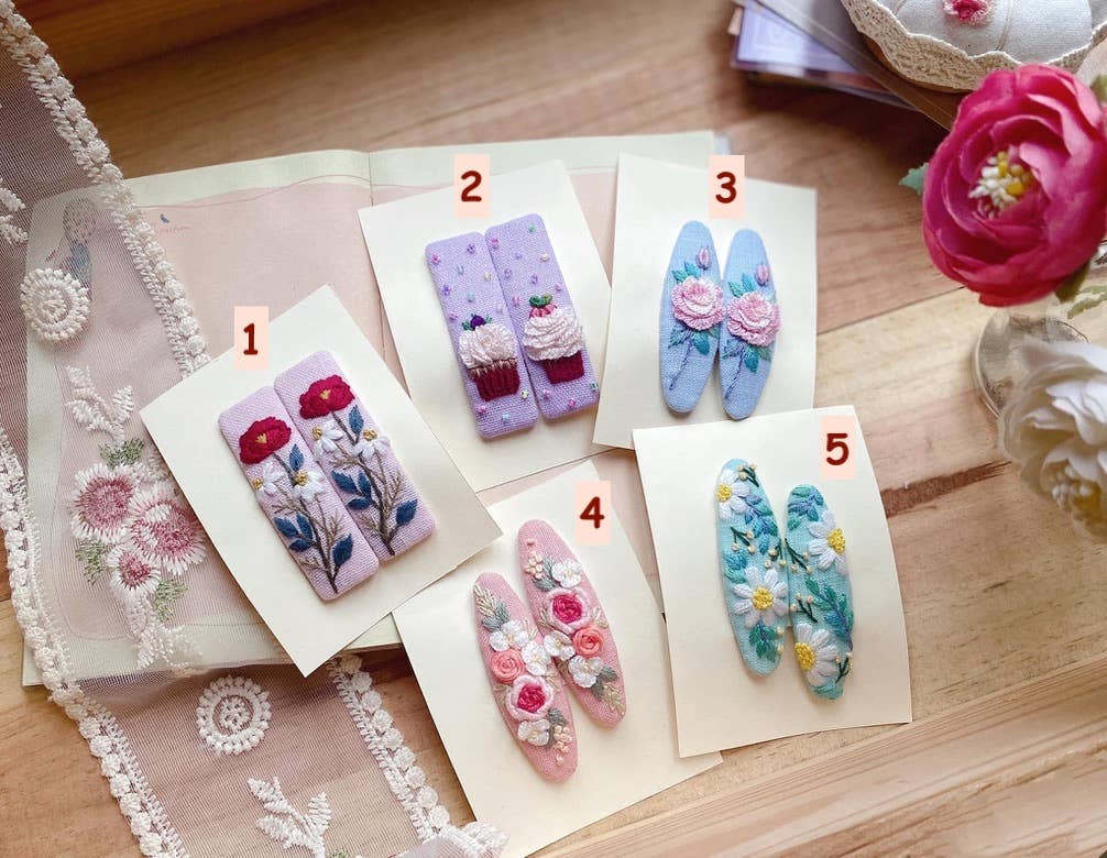 Floral Embroidered Hair Barrette, Gemma Collection 🪡