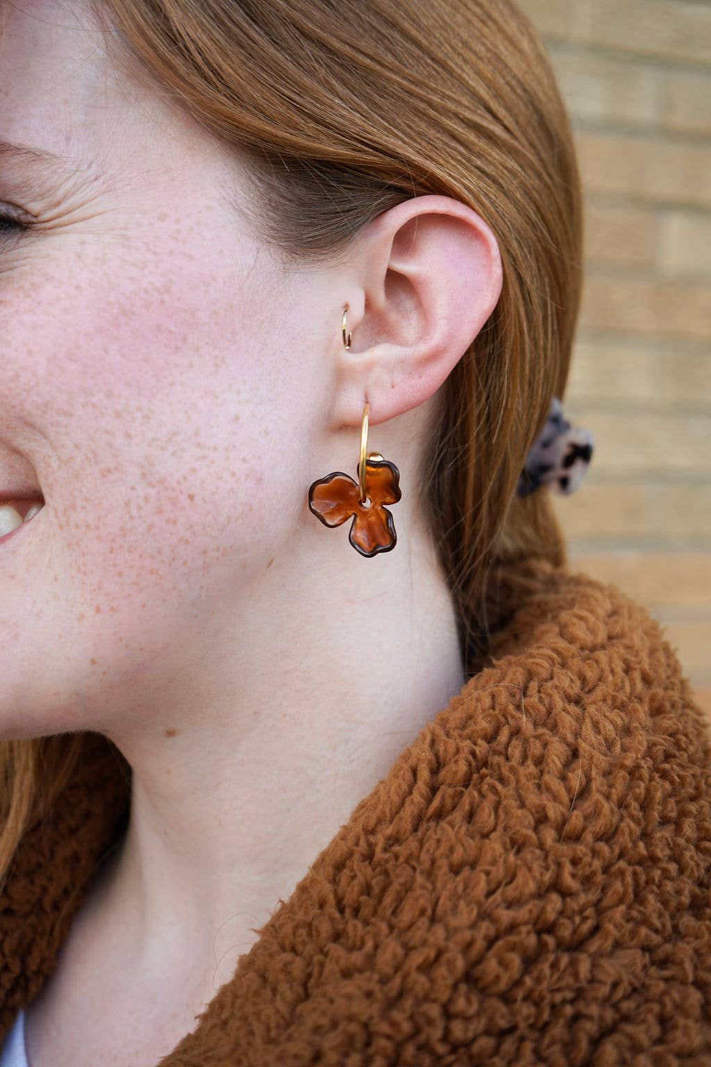 Magnolia Hoops - Amber