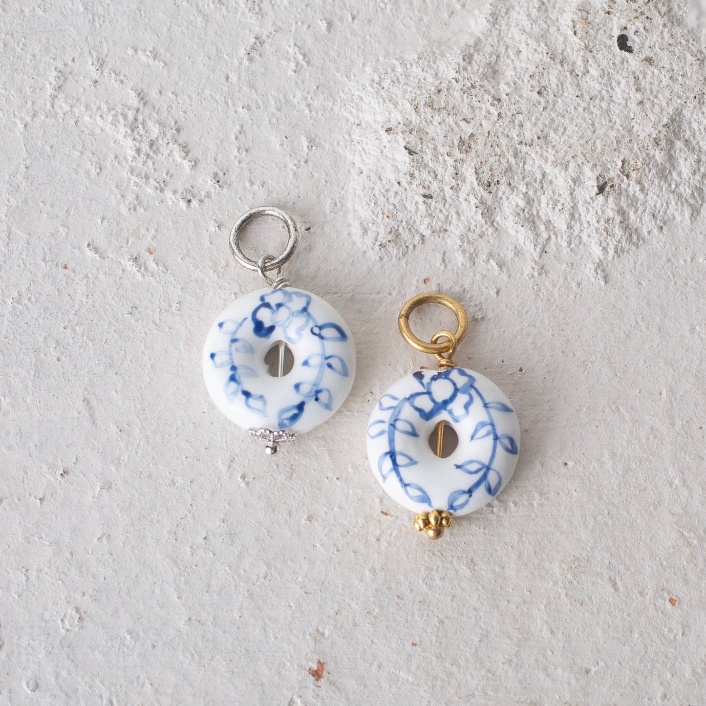 Chinoiserie Puffy Porcelain Toile Ceramic Bead Charms
