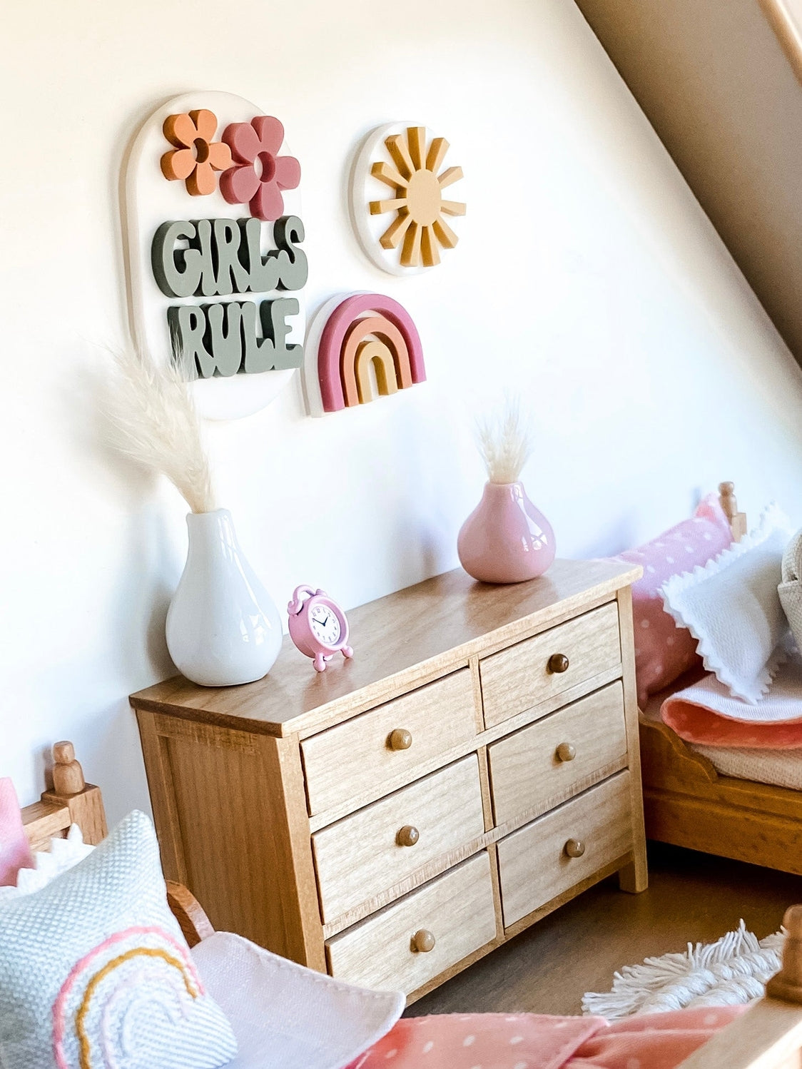 Dollhouse Girls Rule + Sun + Rainbow Wall Decor Set