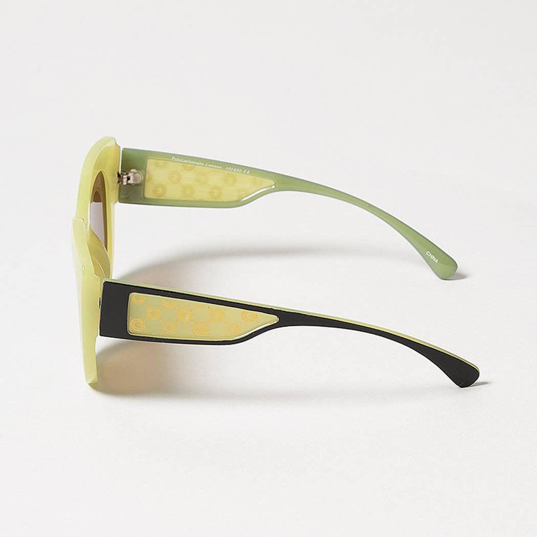 Women's Bold Round Frame Sunglasses