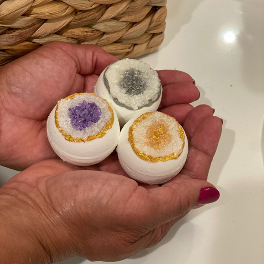 Mini Crystal Geode Bath Bomb