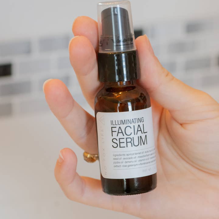 Illuminating Facial Serum