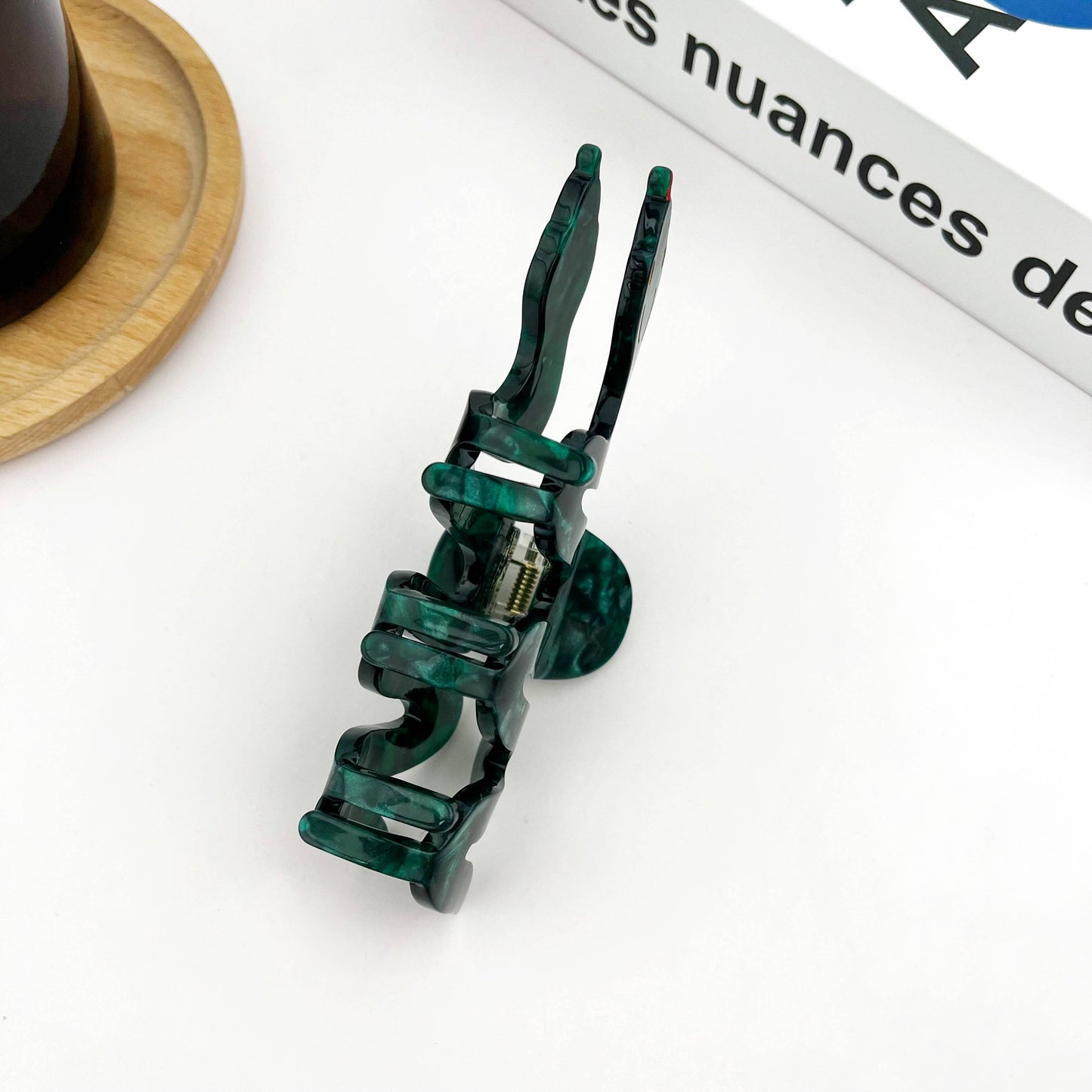 Green Snake Claw Clip, Reptile-Inspired Hair Accessory