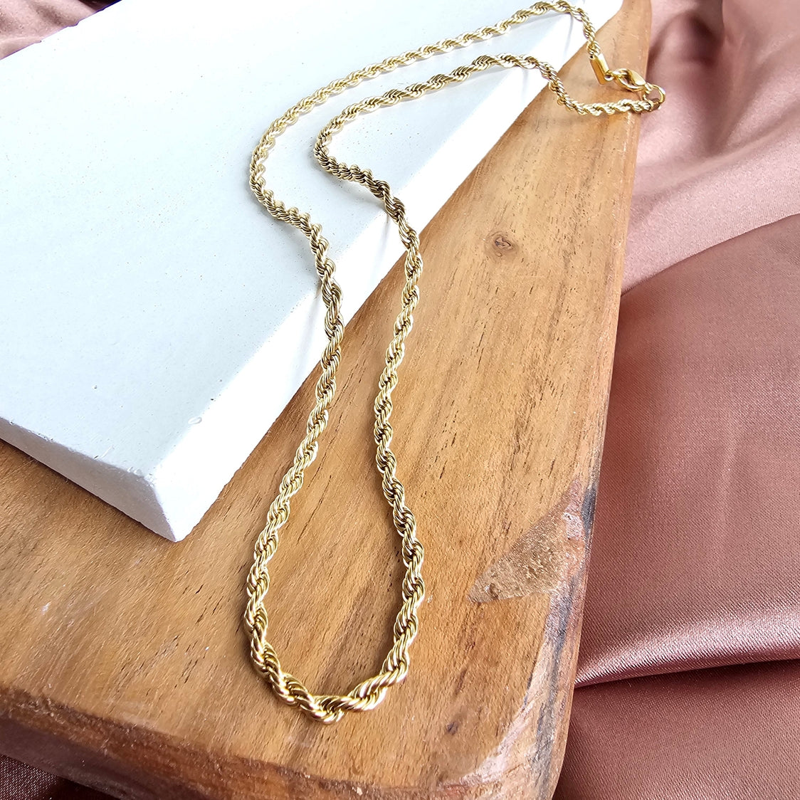 Luxe Gold Rope Chain Necklace