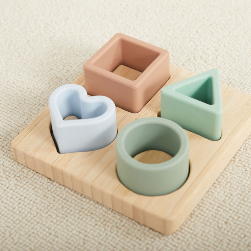 Wonder & Wise Hello Baby 6-9mo Gift Set