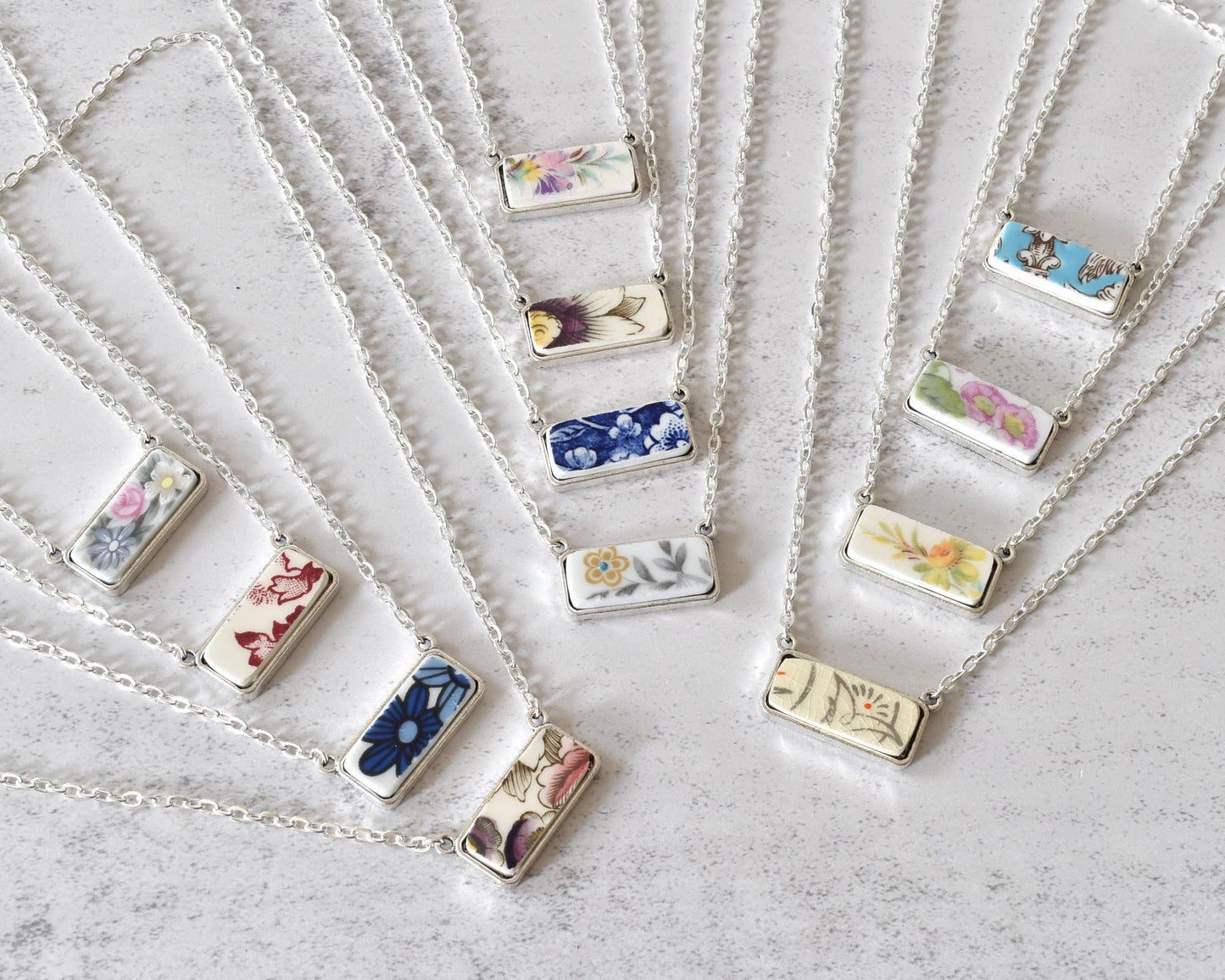 Broken Plate 24mm Small Bar Necklace 