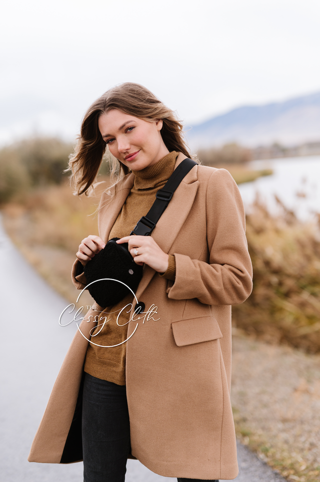 Sherpa Shoulder Sling Belt Bag - Black