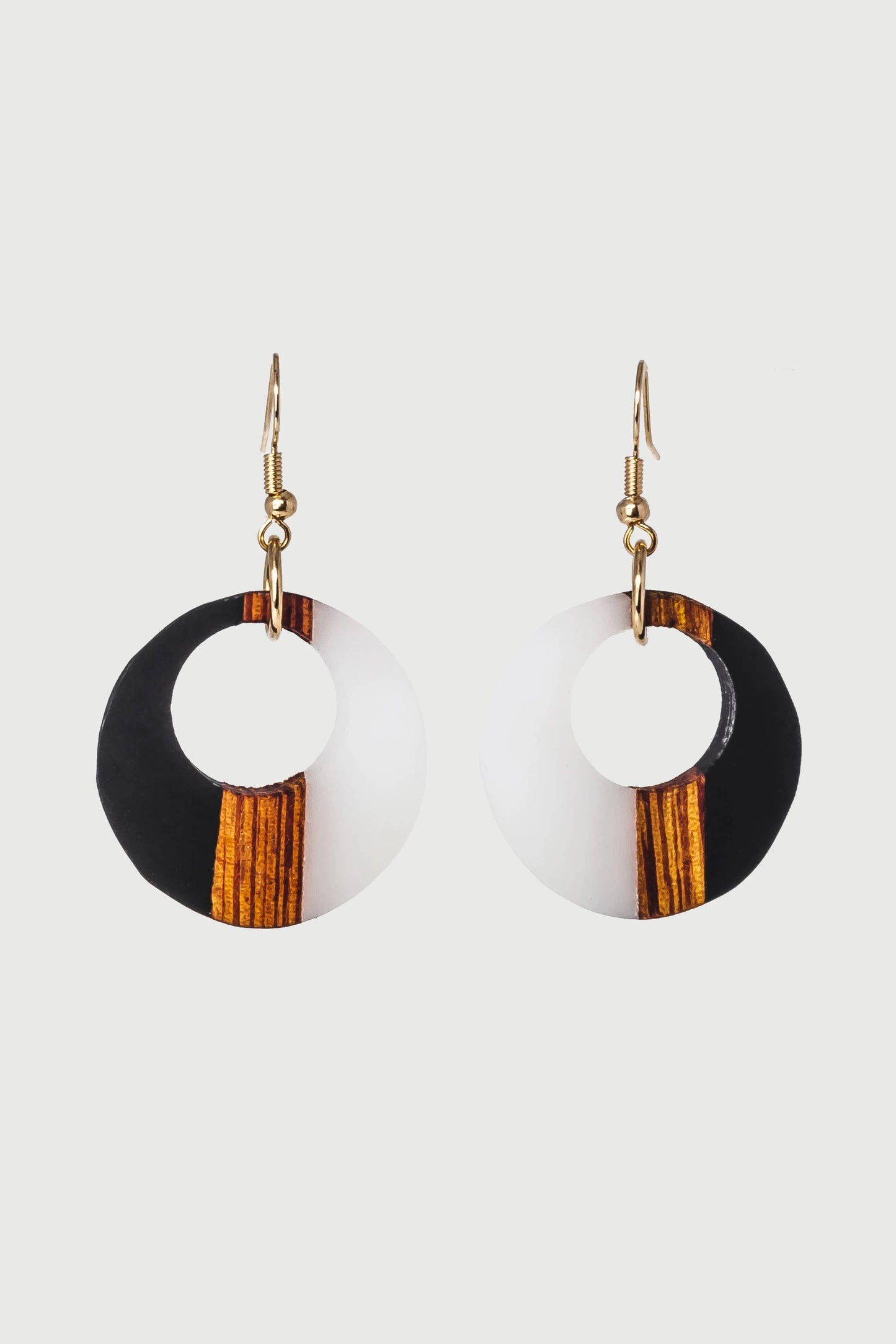 Dara Earrings