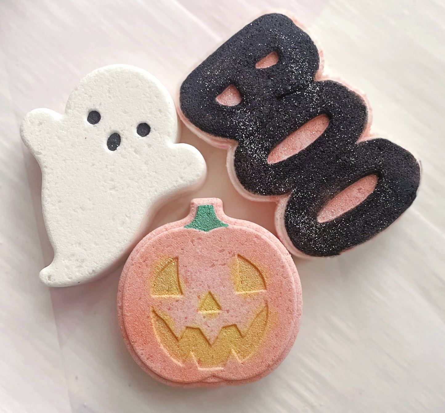 Boo Bath Bomb with spider inside! (toy!)