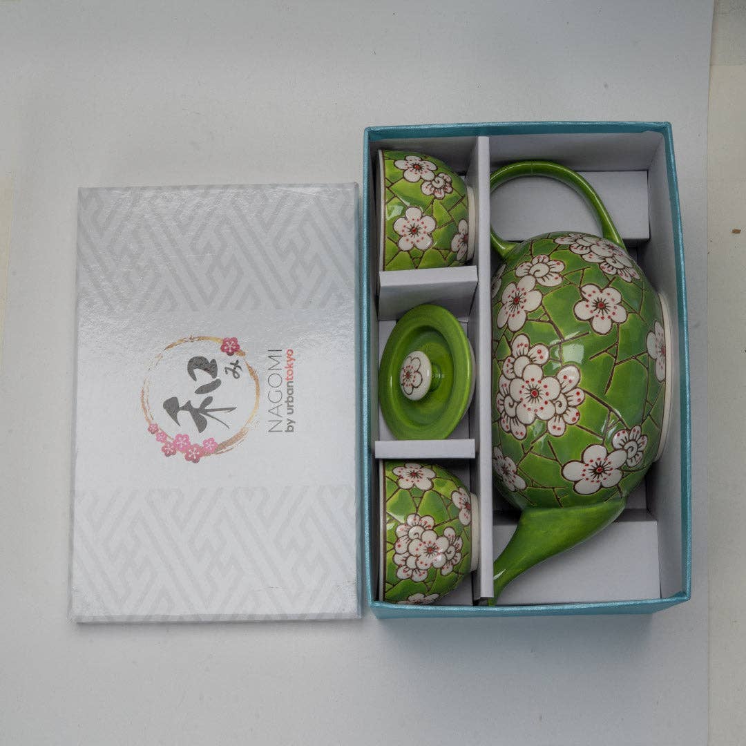 Ume Plum Blossoms Green Tea Set 26oz Tea Pot with 2 Cups