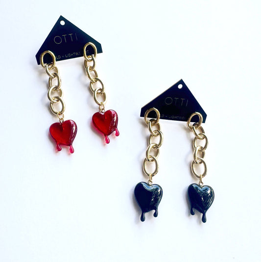 Lightweight Swing Chain Earring: Rounded Dripping Heart