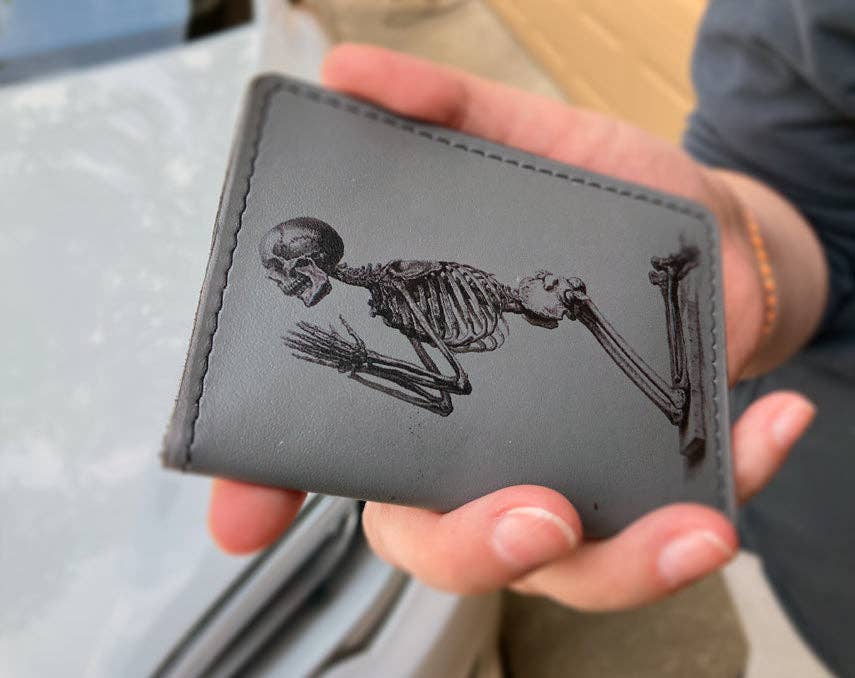 Great Wave - Printmaker Vert Bifold
